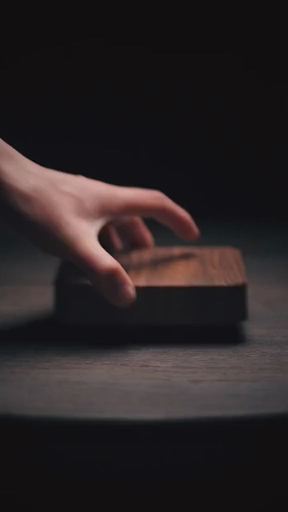 Lewitująca Lampa „Księżyc” – Magiczna Lampa